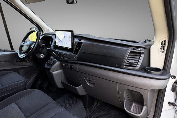 Ford Transit 16 of 24