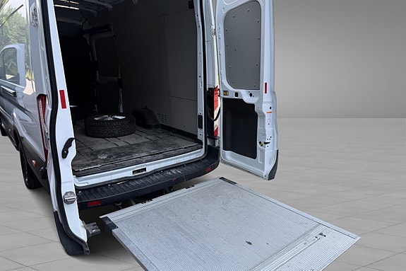 Ford Transit 14 of 24