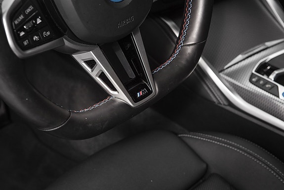 BMW i4 18 of 30