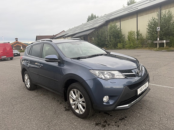 Toyota RAV4 2 of 21