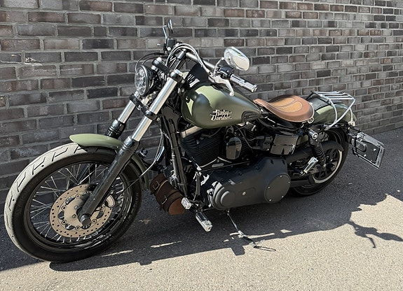 Harley-Davidson FXDB Dyna Street Bob 5 of 5