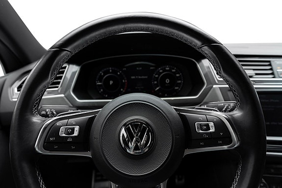 Volkswagen Tiguan 14 of 27