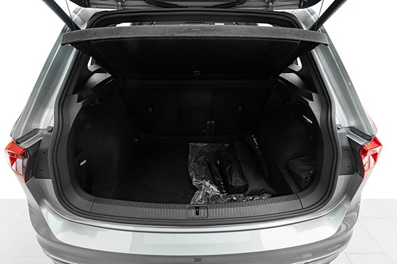 Volkswagen Tiguan 25 of 27