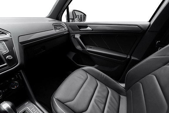 Volkswagen Tiguan 12 of 27