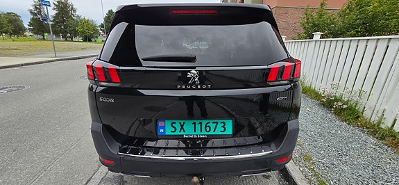 Peugeot 5008 25 of 30