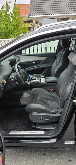 Peugeot 5008 18 of 30