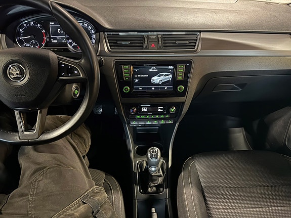 Skoda Rapid Spaceback 14 of 17