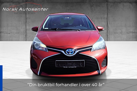 Toyota Yaris 5 of 19
