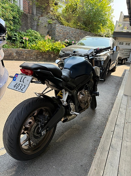 Honda CBR 650 R 4 of 5