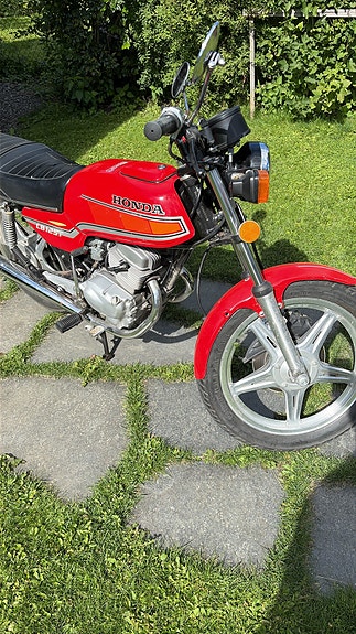 Honda CB 125 7 of 7