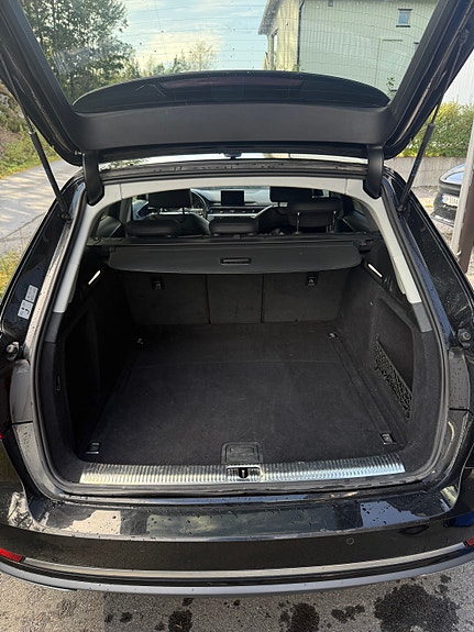 Audi A4 10 of 19