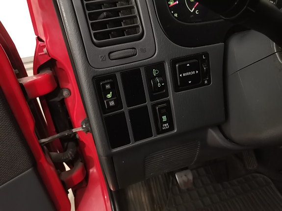 Toyota HiAce 25 of 30