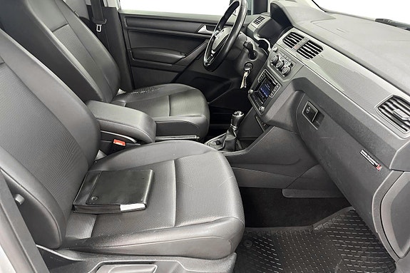 Volkswagen Caddy Maxi 23 of 24