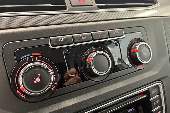 Volkswagen Caddy Maxi 13 of 24