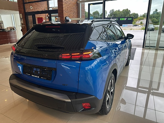 Peugeot e-2008 10 of 30