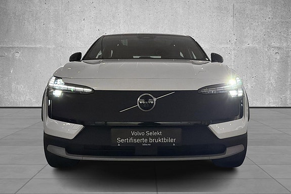 Volvo EX30 CC 4 of 5