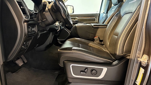 Dodge RAM 8 of 30