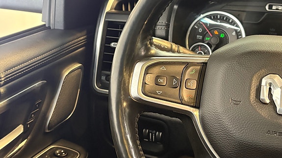Dodge RAM 17 of 30