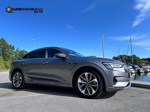 Audi e-tron Sportback 2 of 30