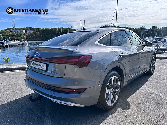Audi e-tron Sportback 3 of 30