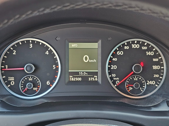 Volkswagen Tiguan 23 of 30