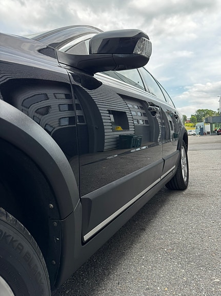 Volvo XC70 10 of 23