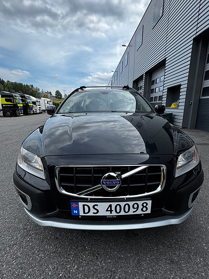 Volvo XC70 7 of 23