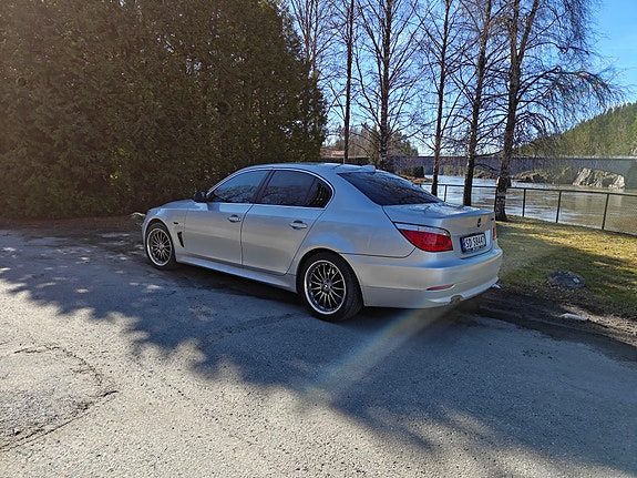 BMW 525d 4 of 16