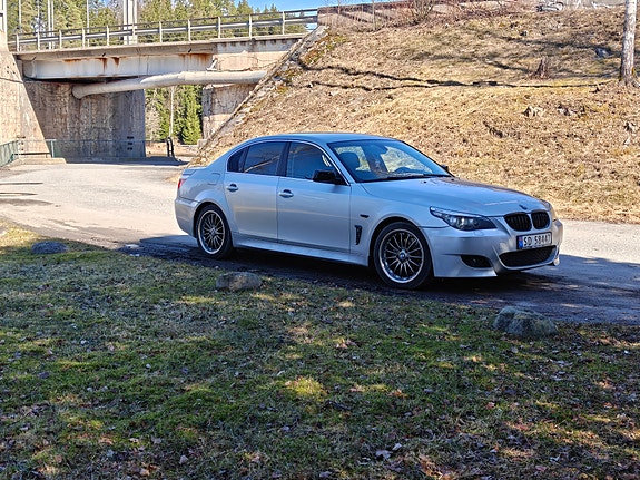 BMW 525d 5 of 16