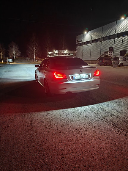 BMW 525d 14 of 16