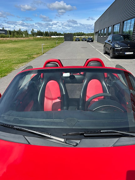 Porsche Boxster 8 of 30