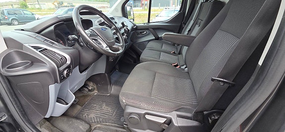 Ford Transit Custom 270S 9 of 12