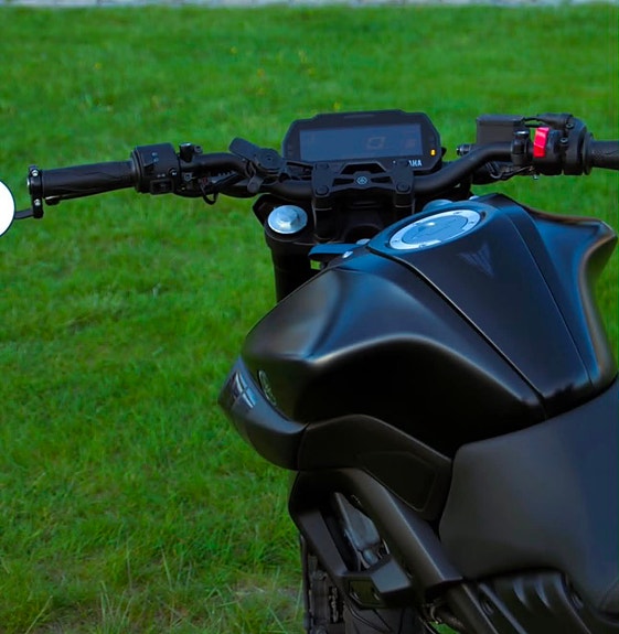 Yamaha MT-125 7 of 10
