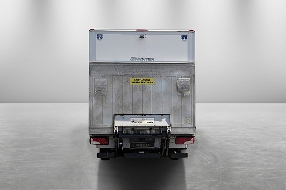 Mercedes-Benz Sprinter 8 of 27