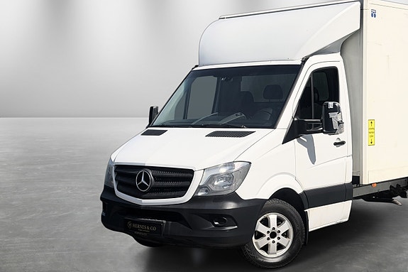 Mercedes-Benz Sprinter 2 of 27
