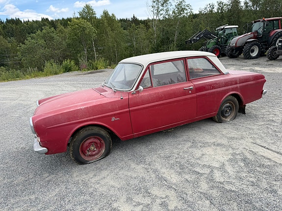 Ford Taunus 3 of 5