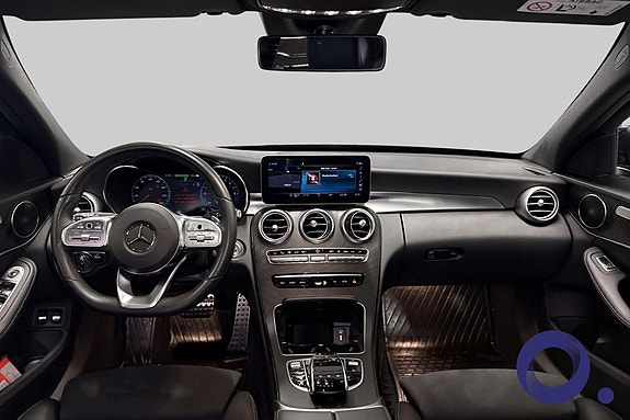 Mercedes-Benz C300 e 12 of 18