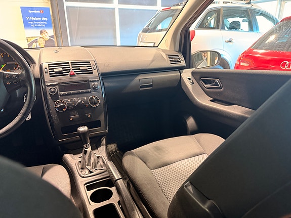 Mercedes-Benz A150 26 of 30