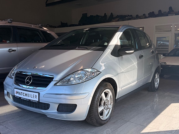 Mercedes-Benz A150 9 of 30