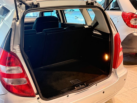 Mercedes-Benz A150 13 of 30
