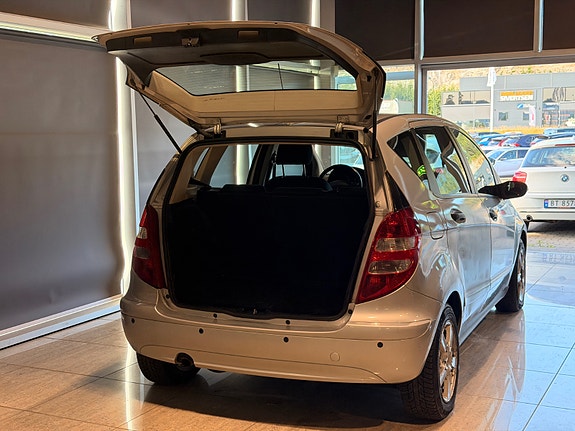 Mercedes-Benz A150 15 of 30