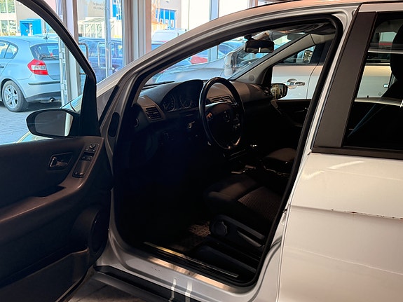 Mercedes-Benz A150 25 of 30