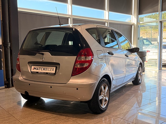 Mercedes-Benz A150 4 of 30