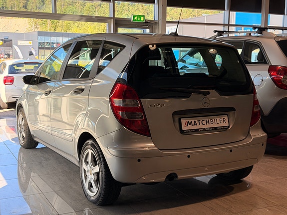 Mercedes-Benz A150 11 of 30