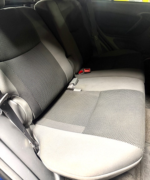 Toyota RAV4 15 of 25