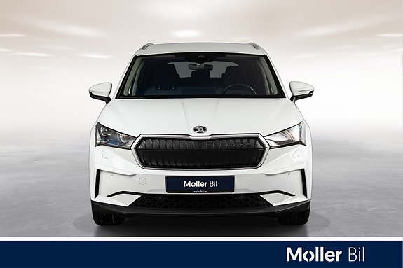 Skoda Enyaq 3 of 18