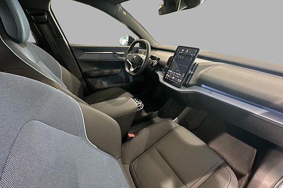 Volvo EX30 16 of 20