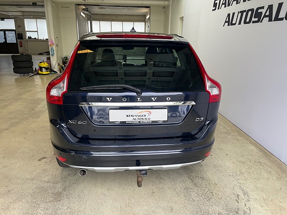 Volvo XC60 6 of 30