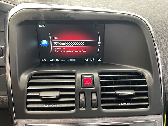 Volvo XC60 20 of 30