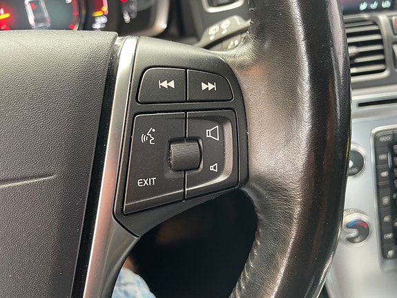 Volvo XC60 25 of 30